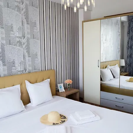 Luxury View In Summerland Mamaia